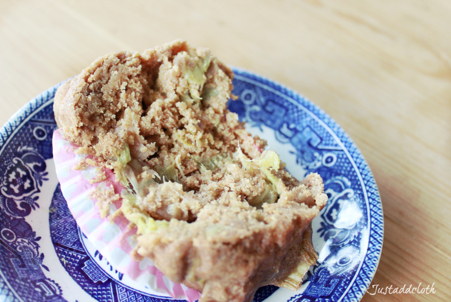 whole wheat rhubarb muffins 1