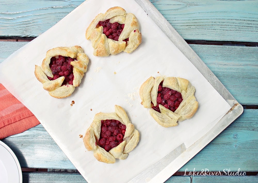 raspberry puff pastry